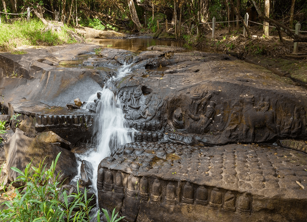 2 Days Angkor Wat & Small Circle & Banteay Srei & Kbal Spean