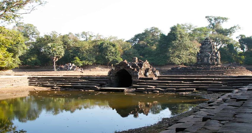 2 Days Angkor Wat & Big-Small Circle & Banteay Srei