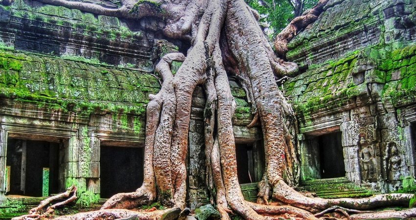 2 Days Small Circle & Banteay Srei & Floating Village