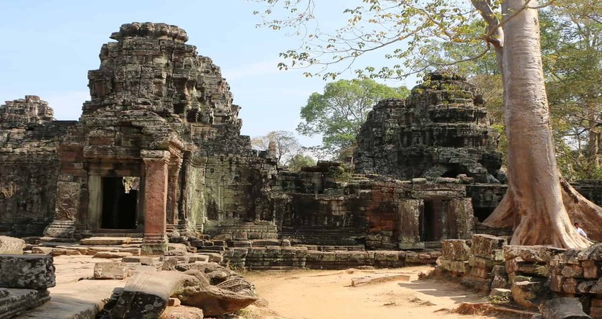 2 Days Angkor Wat & Big-Small Circle & Banteay Srei