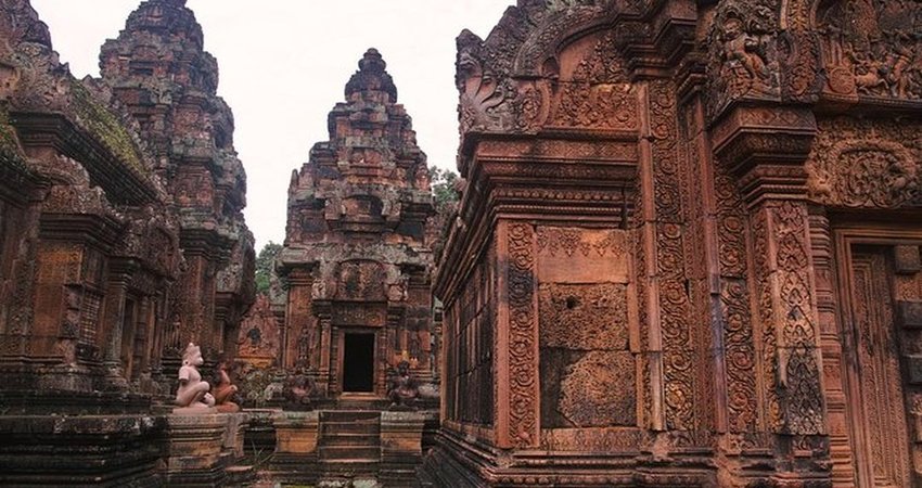 3 Days All Major Temples & Banteay Srei & Kbal Spean